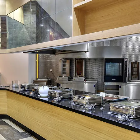 מלון Sunis Efes Royal Palace & אוזדרה