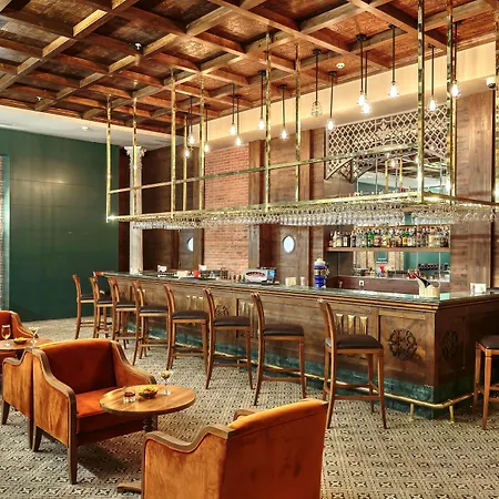 Sunis Efes Royal Palace & מלון