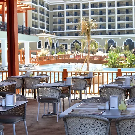 מלון Sunis Efes Royal Palace & 5*